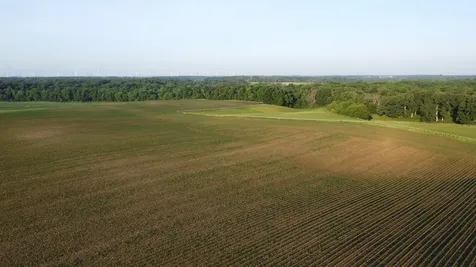 02 County Road 525n El Paso IL 61738
