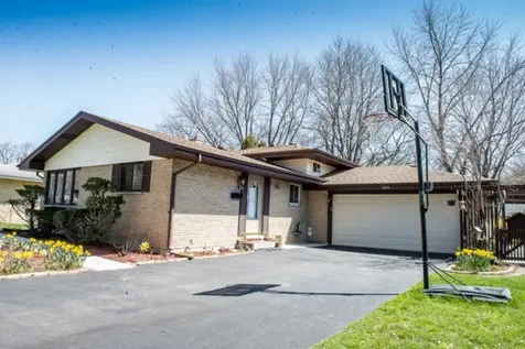 209 North Stevenson Lane Mount Prospect IL 60056