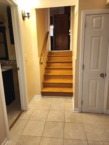 209 North Stevenson Lane Mount Prospect IL 60056