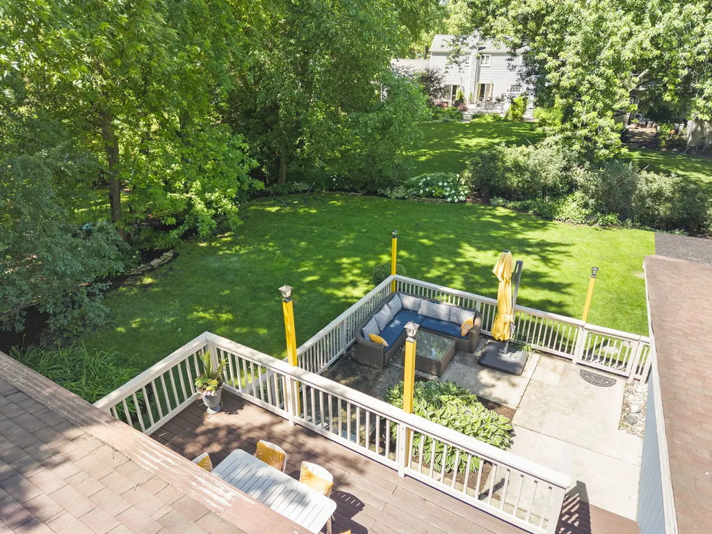 917 Royal Blackheath Court Naperville IL 60563