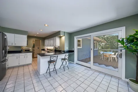 917 Royal Blackheath Court Naperville IL 60563