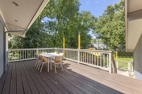 917 Royal Blackheath Court Naperville IL 60563