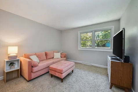 917 Royal Blackheath Court Naperville IL 60563
