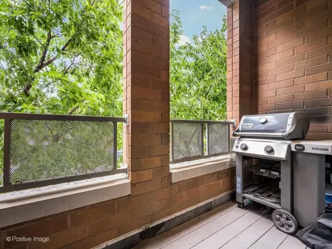 1719 North Western Avenue Chicago IL 60647
