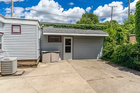 515 Toner Avenue Rockford IL 61103