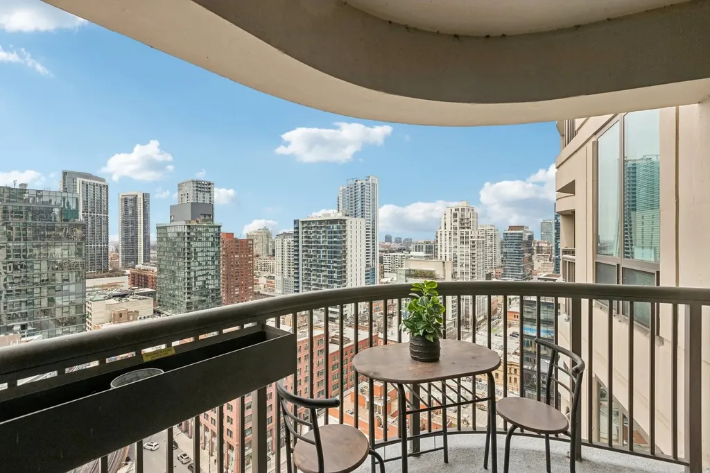 400 North La Salle Drive Chicago IL 60654