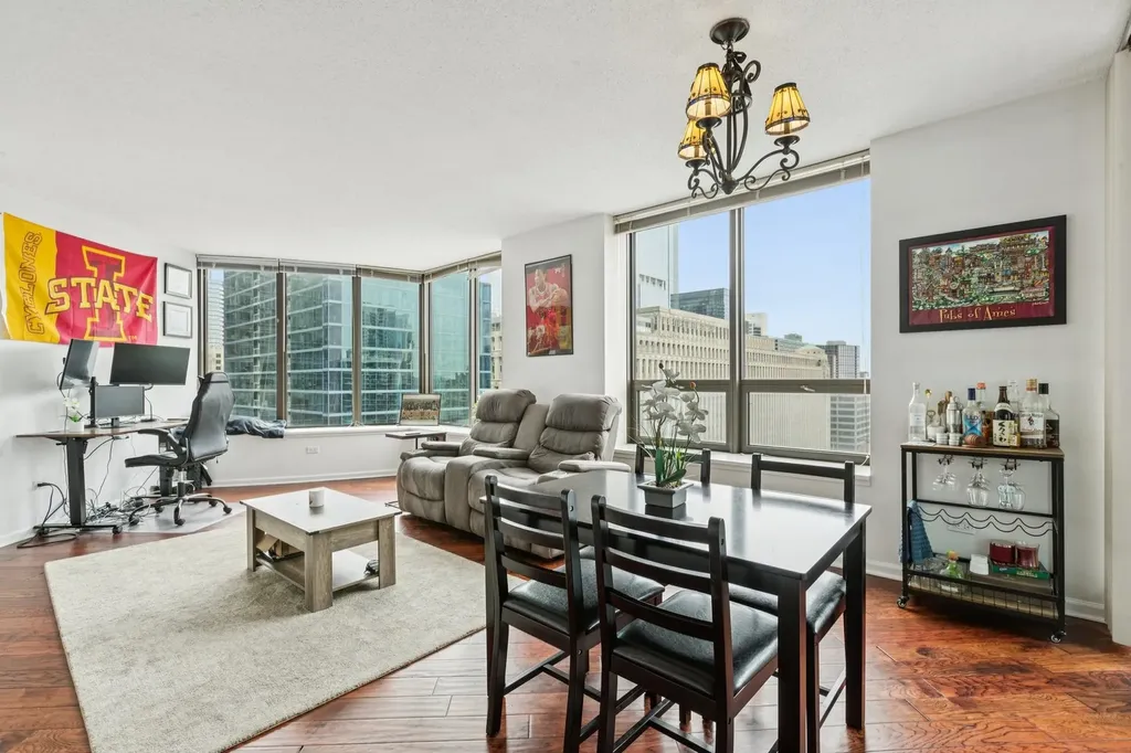 400 North La Salle Drive Chicago IL 60654