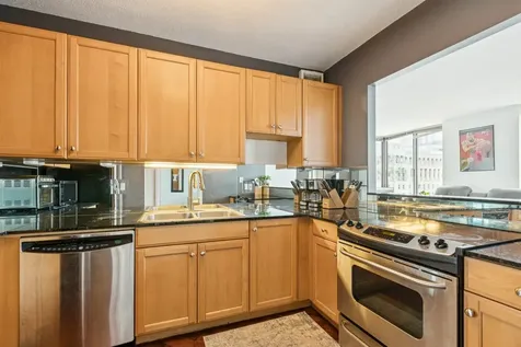 400 North La Salle Drive Chicago IL 60654