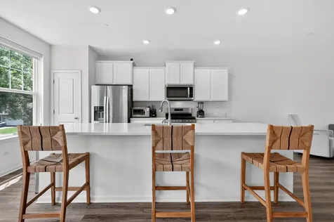 81 Timber Wolf Drive Wheeling IL 60090