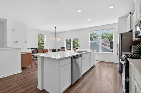 81 Timber Wolf Drive Wheeling IL 60090