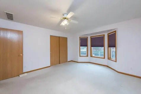 3320 Evergreen Lane Park City IL 60085
