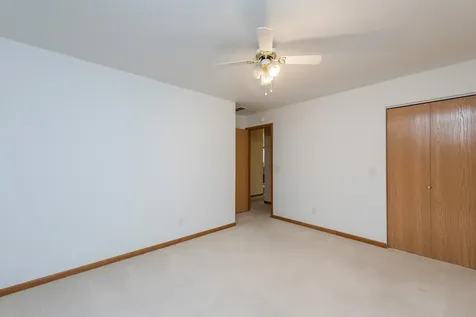 3320 Evergreen Lane Park City IL 60085