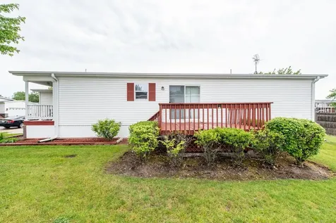 3320 Evergreen Lane Park City IL 60085