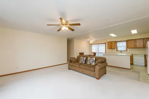 3320 Evergreen Lane Park City IL 60085