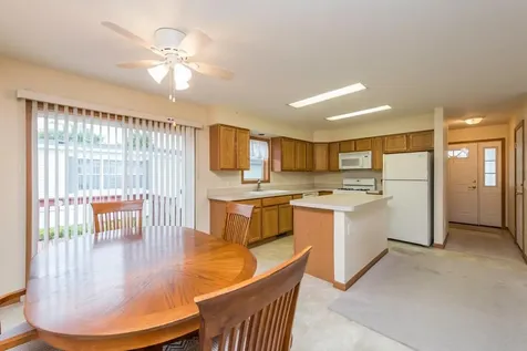 3320 Evergreen Lane Park City IL 60085