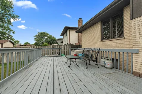 8841 167TH Street Orland Hills IL 60487