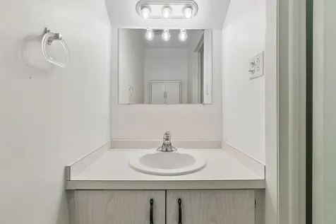 15 Cour Deauville Palos Hills IL 60465