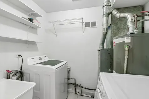 15 Cour Deauville Palos Hills IL 60465