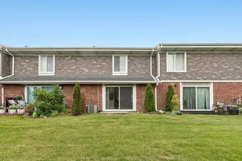 15 Cour Deauville Palos Hills IL 60465