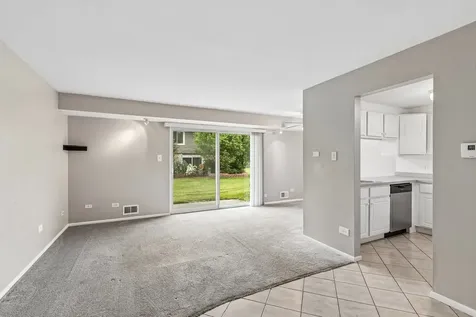 15 Cour Deauville Palos Hills IL 60465