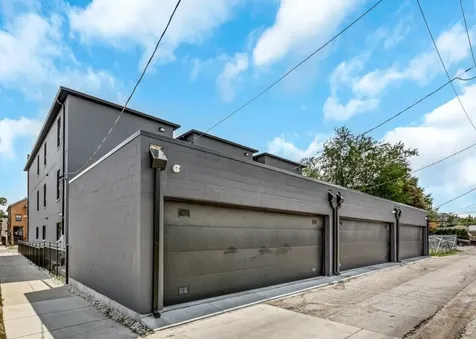 4906 South Saint Lawrence Avenue Chicago IL 60615