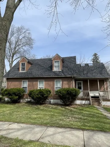 903 Logan Avenue Elgin IL 60120