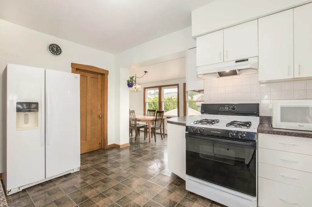5035 North Menard Avenue Chicago IL 60630