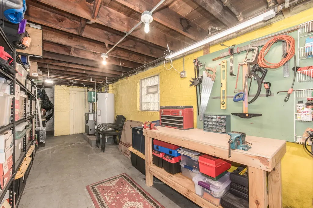 5035 North Menard Avenue Chicago IL 60630