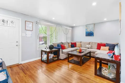 9042 South Ellis Avenue Chicago IL 60619