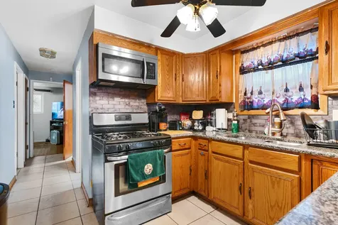 9042 South Ellis Avenue Chicago IL 60619