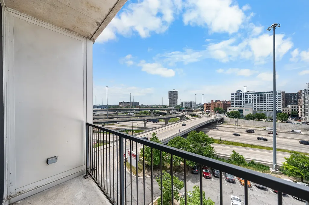 700 West Van Buren Street Chicago IL 60607