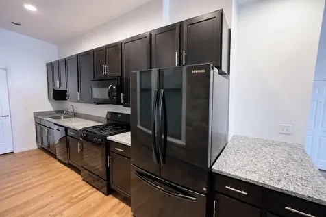 2165 North Clybourn Avenue Chicago IL 60614