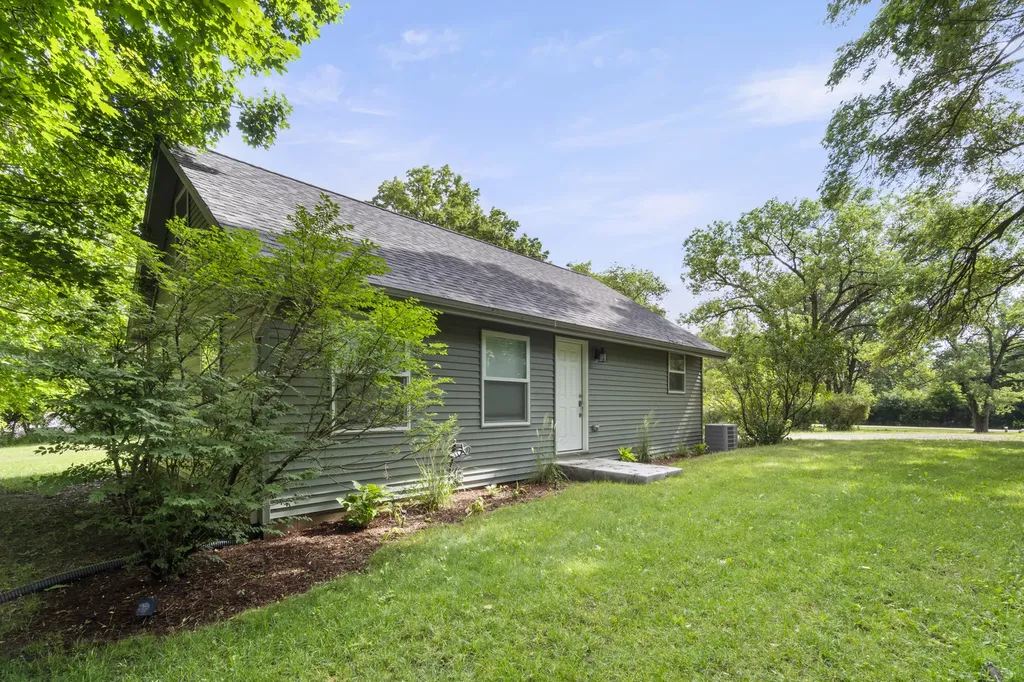 7225 Barnard Mill Road Wonder Lake IL 60097