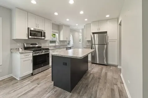 7225 Barnard Mill Road Wonder Lake IL 60097