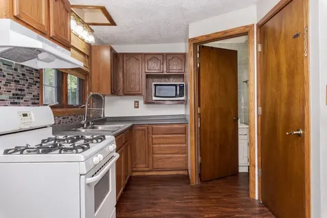 1109 South Oak Street Bloomington IL 61701