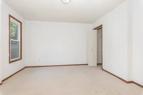 1109 South Oak Street Bloomington IL 61701