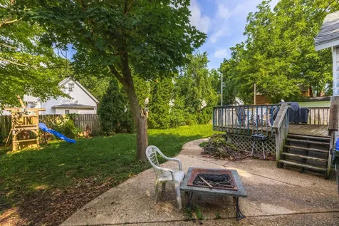 1109 South Oak Street Bloomington IL 61701