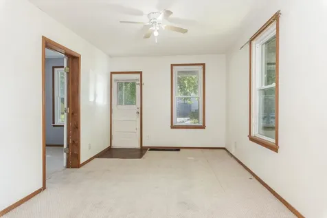 1109 South Oak Street Bloomington IL 61701
