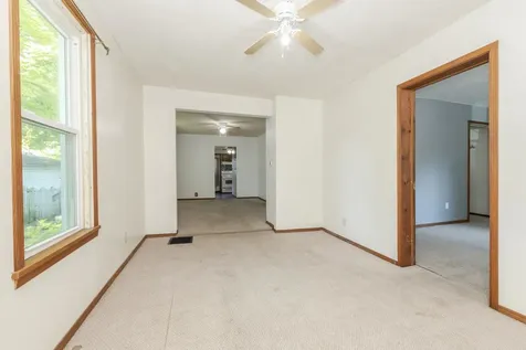 1109 South Oak Street Bloomington IL 61701