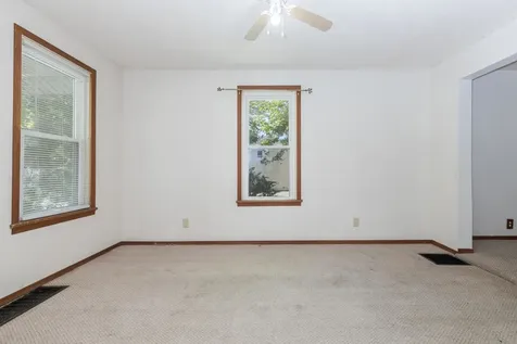 1109 South Oak Street Bloomington IL 61701