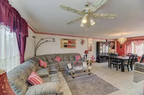 768 George Street Bensenville IL 60106