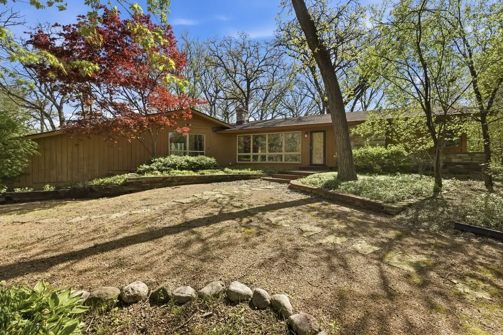 8623 West Algoma Road Palos Park IL 60464