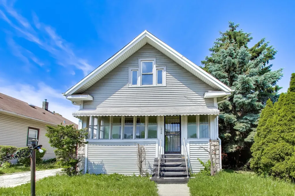 1926 South 9th Avenue Maywood IL 60153