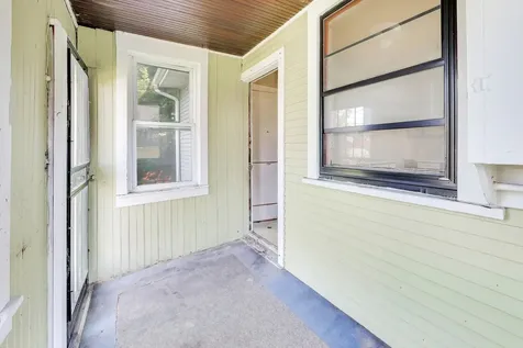 1926 South 9th Avenue Maywood IL 60153