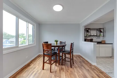1551 Ashland Avenue Des Plaines IL 60016