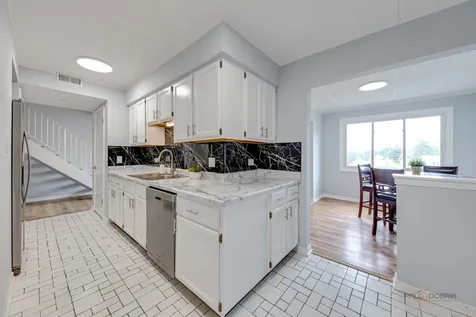 1551 Ashland Avenue Des Plaines IL 60016