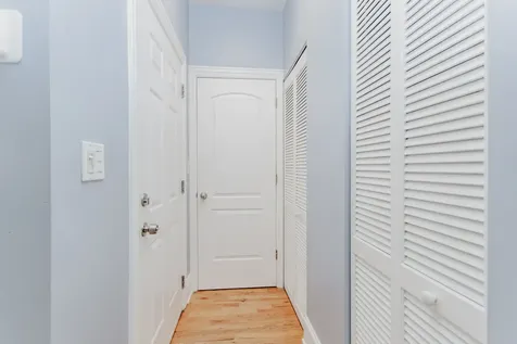 5402 North Kenmore Avenue Chicago IL 60640