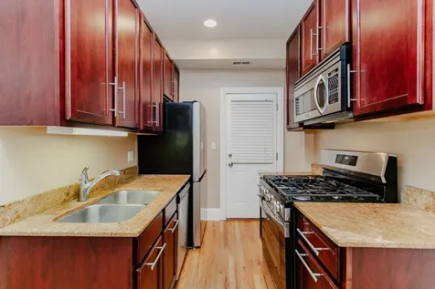 5402 North Kenmore Avenue Chicago IL 60640