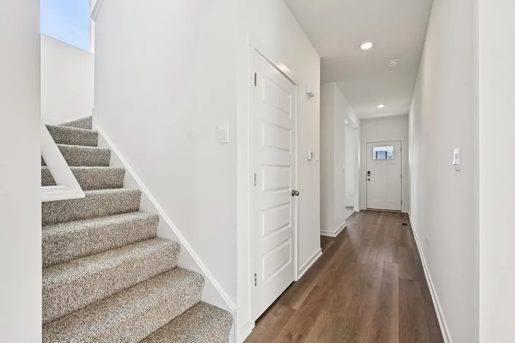 6801 Applegate Drive Plainfield IL 60586