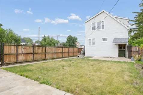 717 South 9th Avenue Maywood IL 60153